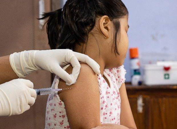 5 से 11 साल के बच्चों के लिए Corbevax वैक्सीन की मंजूरी, स्वास्थ्य मंत्रालय के डिसीजन का इंतजार