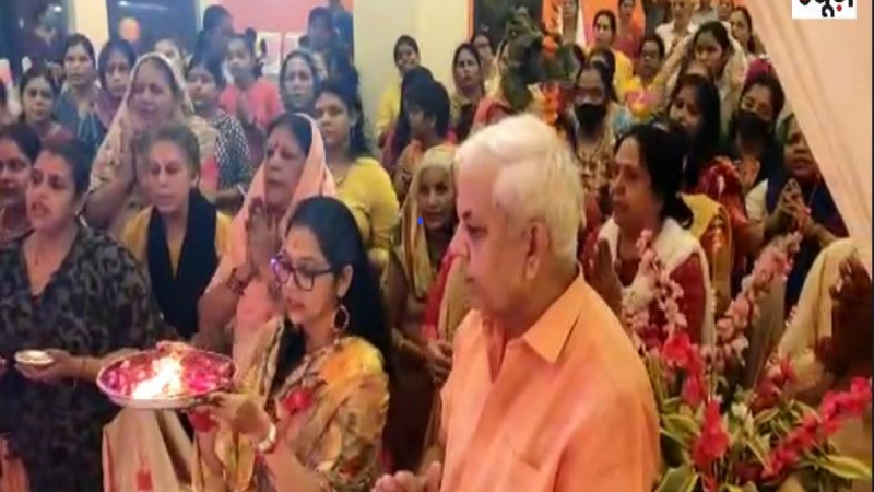Ganesh Chaturthi 2022: गणपति के स्वागत में उमड़ी भीड़, लोगों ने जबरदस्त तरीके से मनाया त्योहार