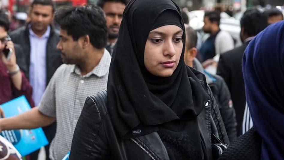 Britain population: इस देश में लगातार बढ़ रही है मुसलमानों की आबादी, क्रिश्चियनहो रहे हैं कम। हिंदुओं की इतनी है आबादी