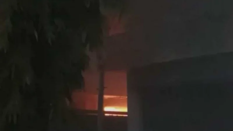 fire in Coaching Center: नोएडा में एक कोचिंग सेंटर में लगी आग, बच्चों की ऐसे बचाई जान