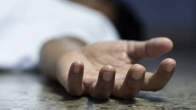 Greater Noida News : महिला की संदिग्ध हालात में मौत, ससुराल वालों पर हत्या का आरोप