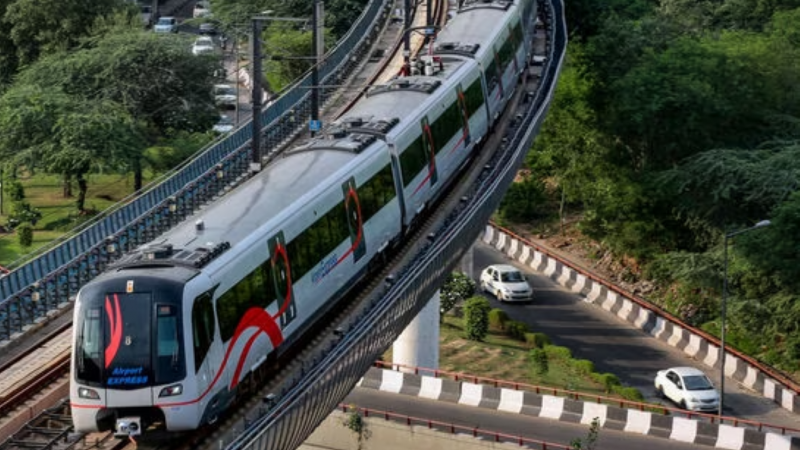 Delhi Metro: DMRC मेट्रो रेलवे की तरफ से बड़ा अपडेट…किया ये ऐलान…