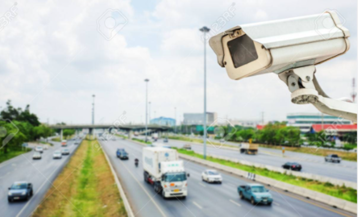 Noida News: अब एलिवेटेड रोड पर लगेंगे CCTV कैमरे, ट्रैफिक नियमों को तोड़ने पर होगी कड़ी कार्रवाई