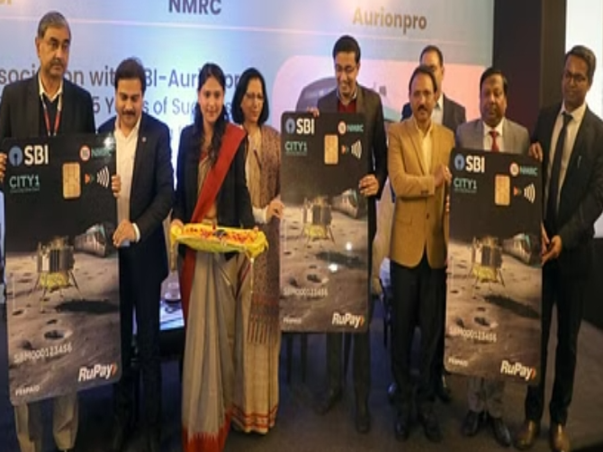 Noida News: NMRC और SBI ने लॉन्च किया को-ब्रांडेड मेट्रो कार्ड, ग्रेनो से दिल्ली तक का सफर होगा आसान
