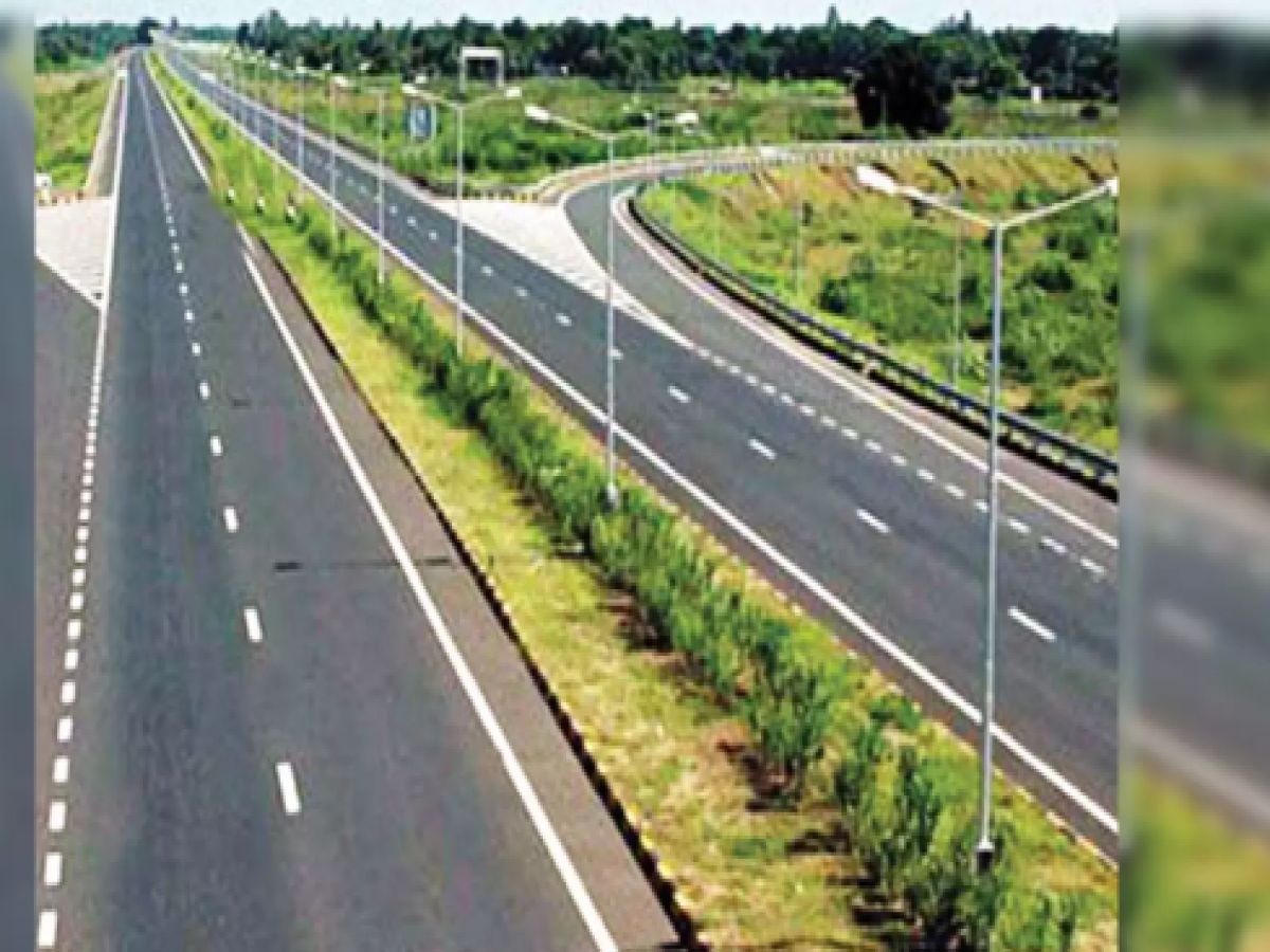 Noida Expressway: नोएडा एक्सप्रेसवे पर बनेगा एक और रास्ता, चंद मिनटों में तय होगा इतना लंबा सफर