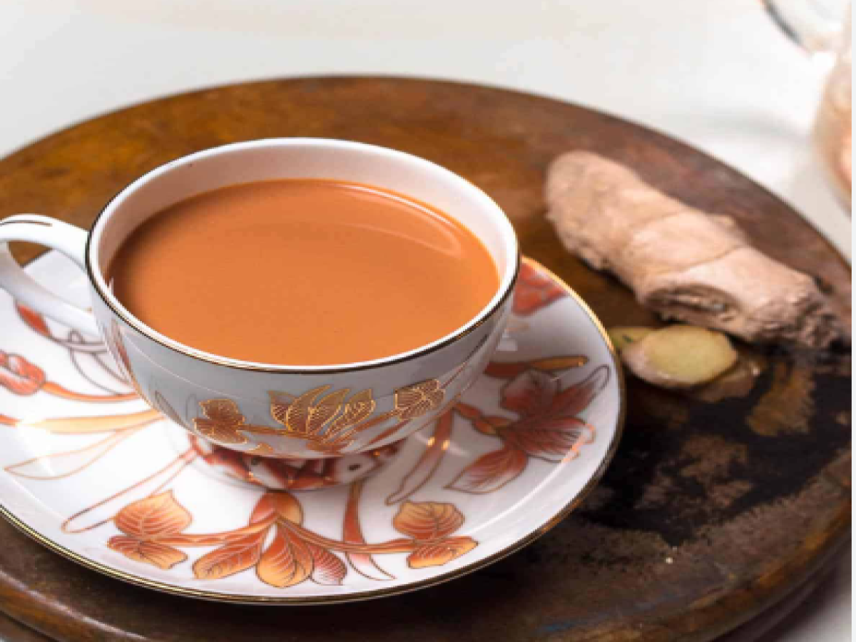 Milk Tea Side Effects: अगर आप भी पीते हैं रोजाना दूध की चाय, तो जान लीजिए इसके गंभीर नुकसान