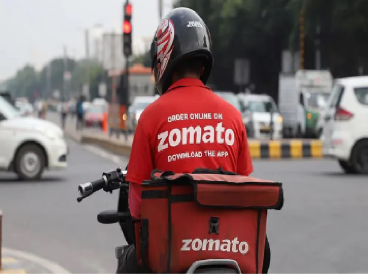Zomato Gives Offer: नॉन-वेज नहीं खाने वालों को Zomato ने दिया ऑफर, सोशल मीडिया पर हुआ विरोध…जानें पूरी खबर