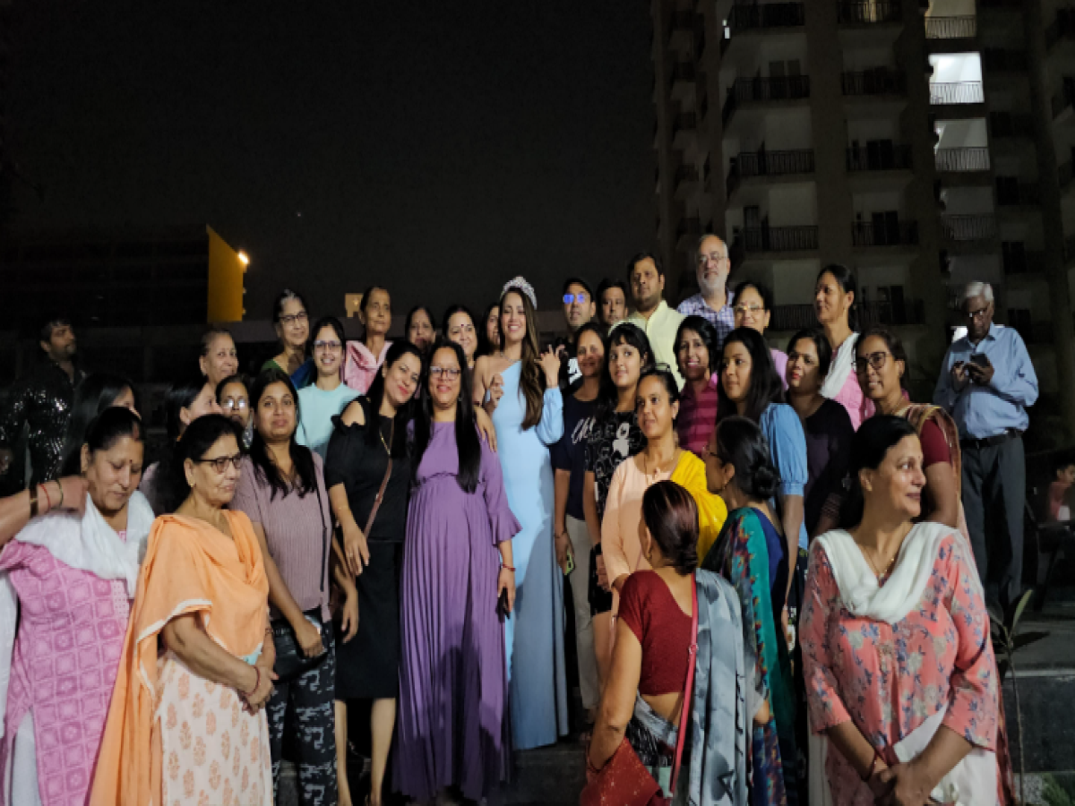 Mrs. India Contest: मिसेज इंडिया कांटेस्ट की विजेता कनिका नरबार का हुआ जोरदार स्वागत, लोगों ने दी बधाईयां