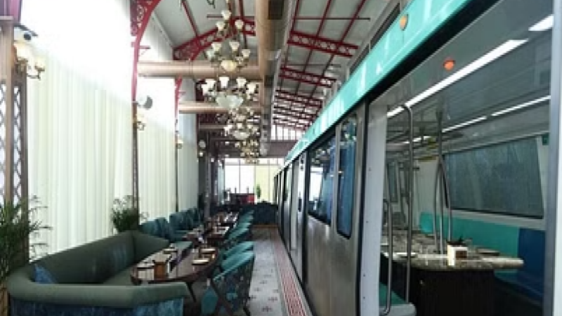 Metro Coach Restaurant: मेट्रो कोच रेस्तरां की शुरआत, परिवार के साथ लीजिए खाने पीने का आनंद