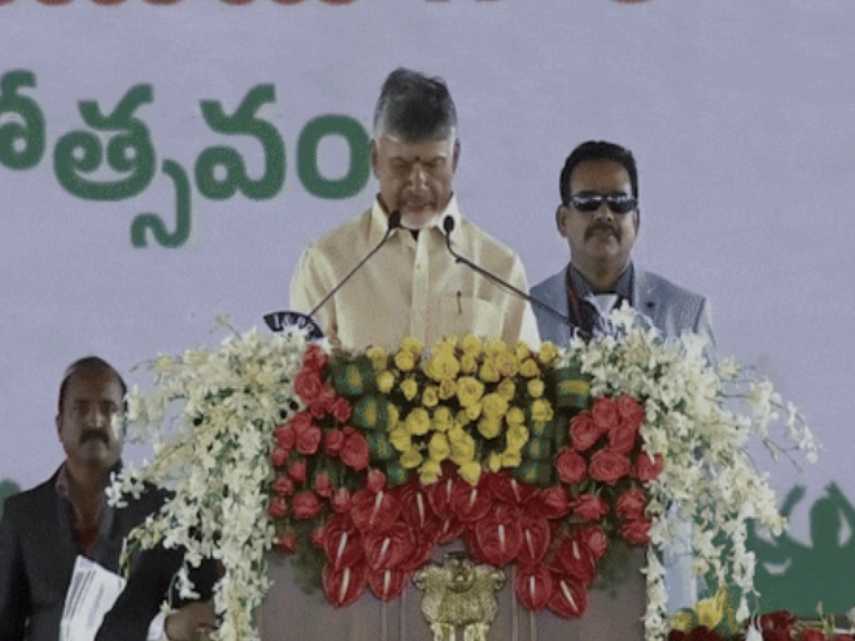 Chandrababu Naidu Oath Ceremony: चंद्रबाबू नायडू ने ली आंध्र प्रदेश के सीएम पद की शपथ, पीएम मोदी समेत ये नेता रहे उपस्थित