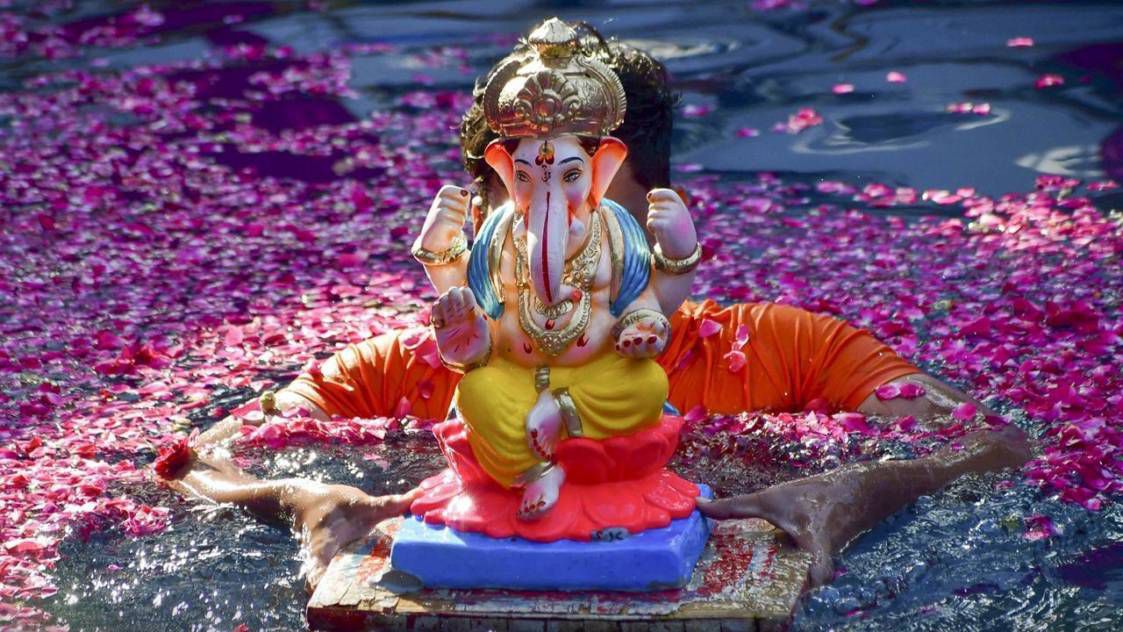 Ganesh chaturthi 2024 :- दिल्ली में गणपति विसर्जन के लिए यह सबसे अच्छी जगह, आप भी जाना न भूलें